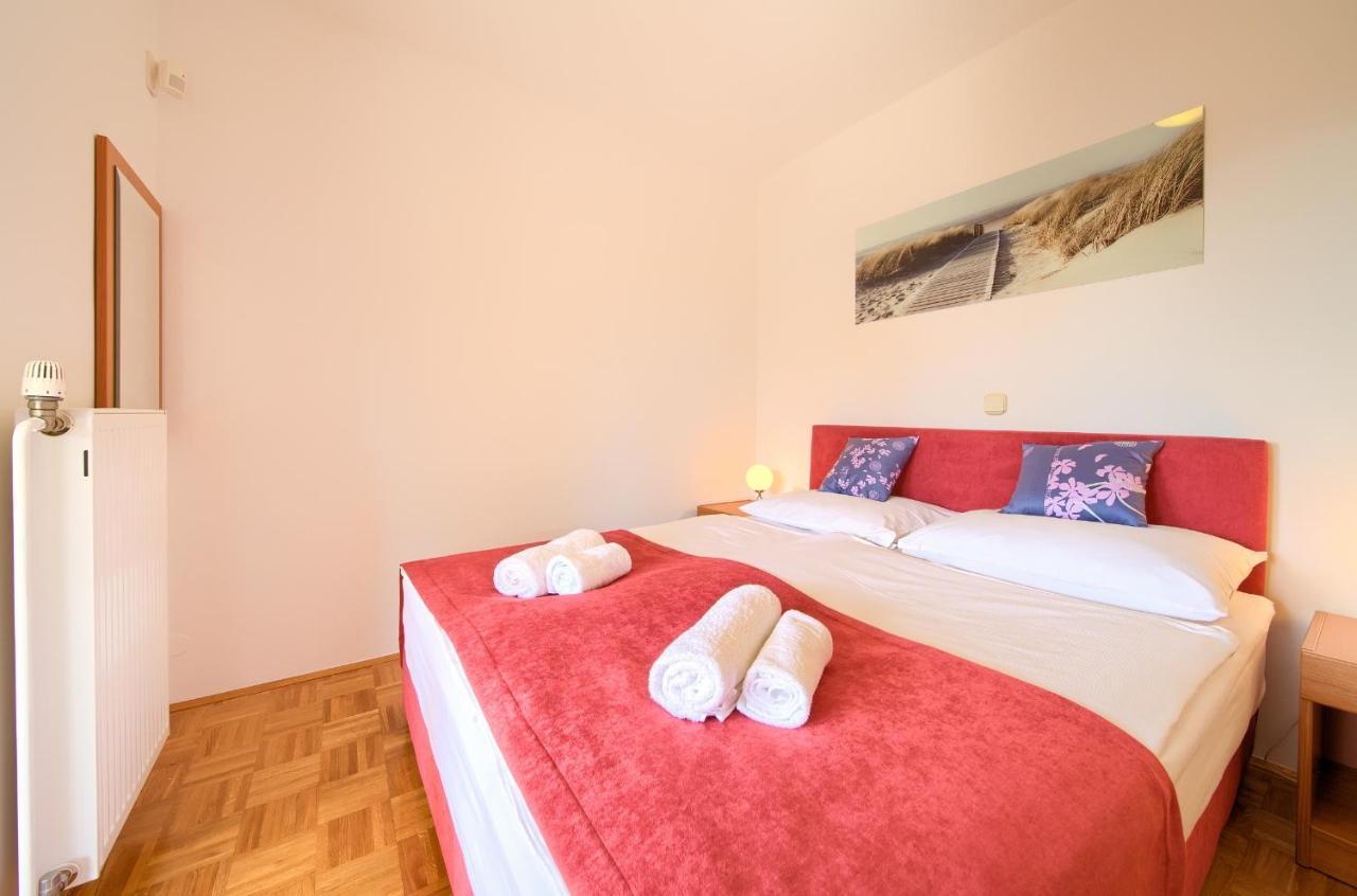 Villa Punta 1St Floor Punat Exterior photo